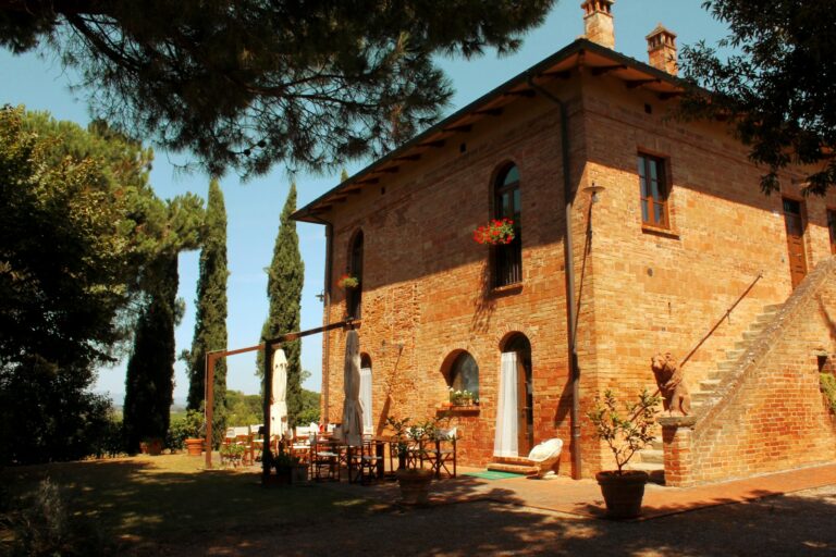 Romantisches Ambiente in dem historischen Anwesen des Agriturismos