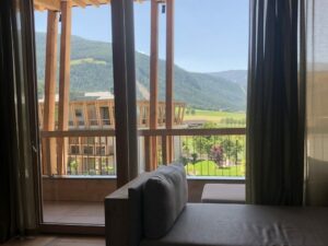 Ausblick aus dem Zimmer im Falkensteiner Hotel Kronplatz